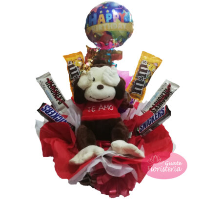Mono con chocolates