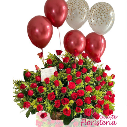 Arreglo de rosas grandes con globos